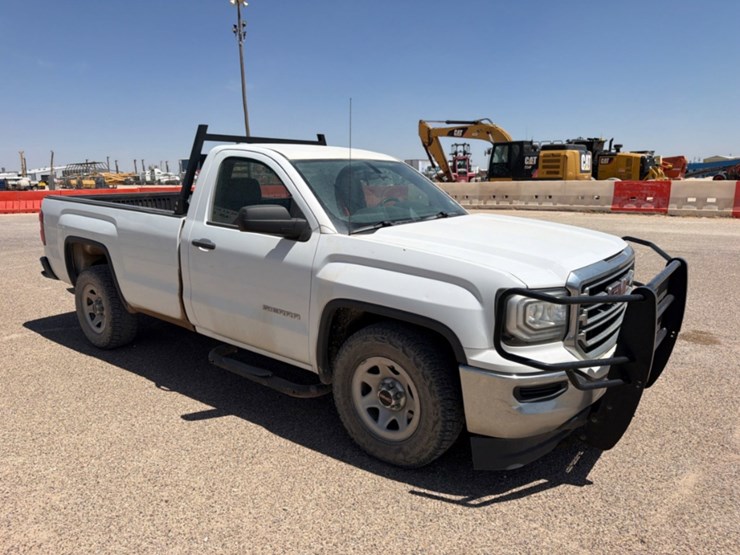 2017-gmc-sierra-1500-image-3