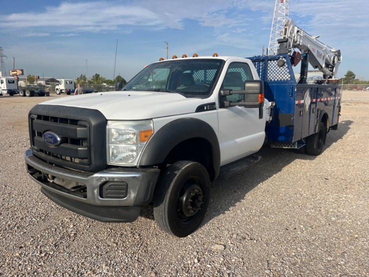 2016-ford-f550-image-1