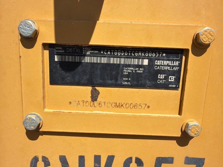 caterpillar-d6t-xl-image-14