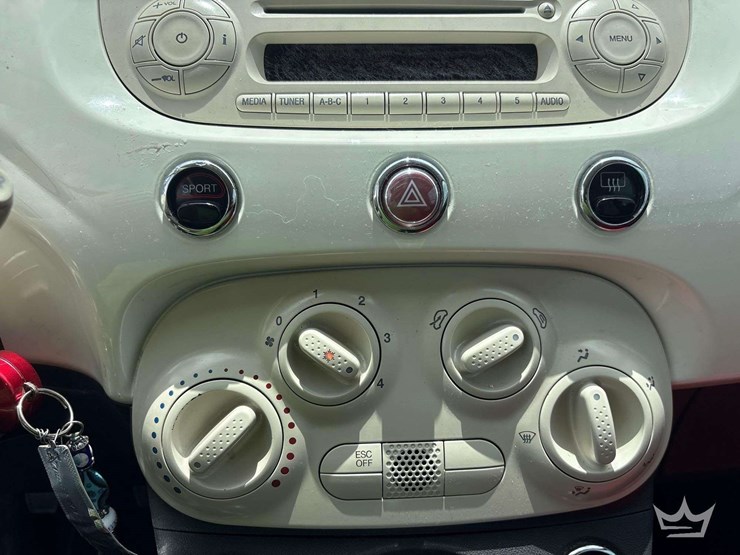 2012-fiat-500-image-18