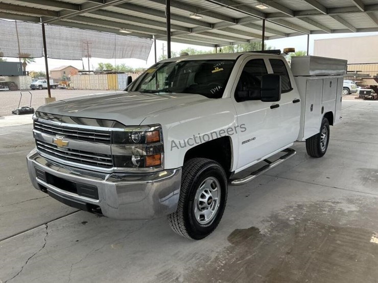 2015-chevrolet-2500hd-image-4