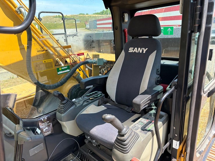 2020-sany-sy265c-image-50