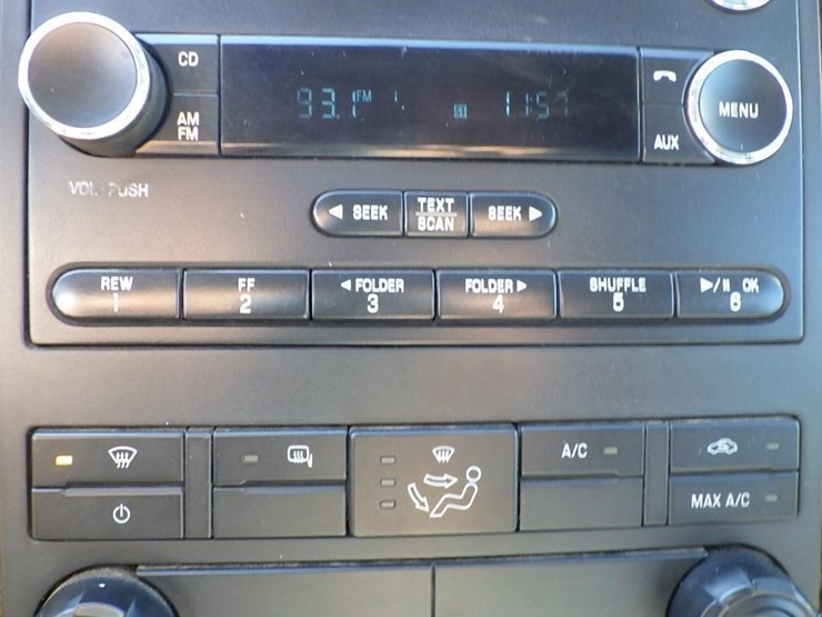 2014-ford-f550-image-38