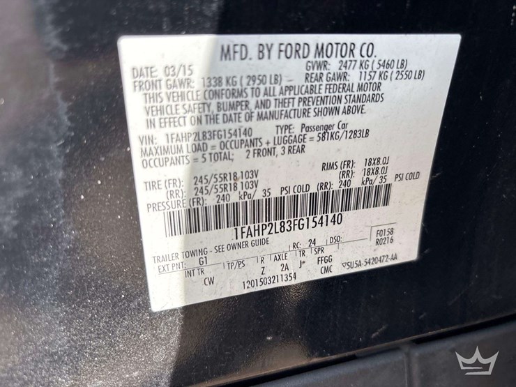 2015-ford-taurus-sedan-image-6