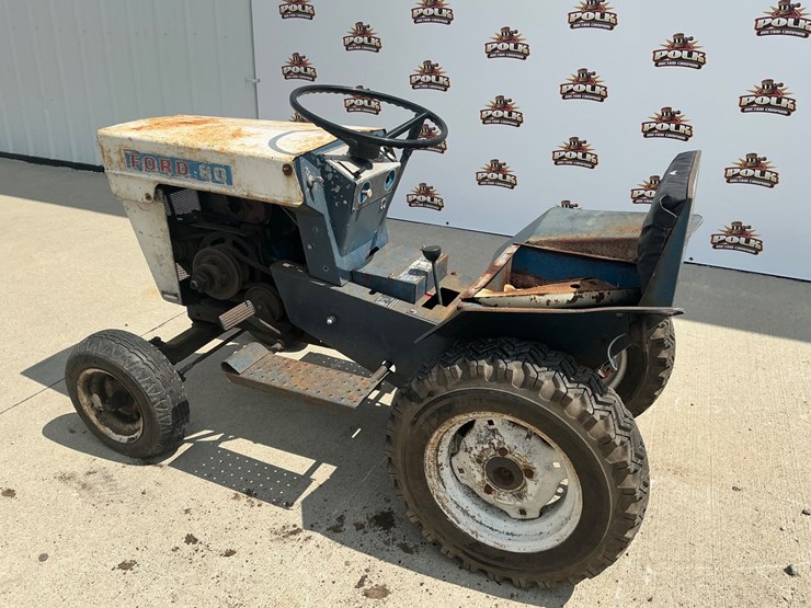 ford-tractor-image-2