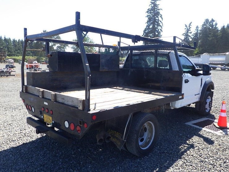 2019-ford-f550-image-5