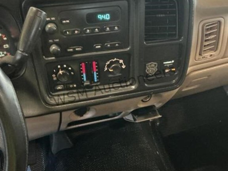 2006-chevrolet-silverado-2500hd-image-18