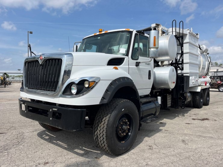 2012-international-workstar-7600-image-1