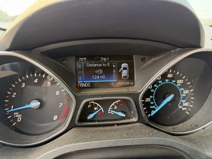 2016-ford-escape-image-29