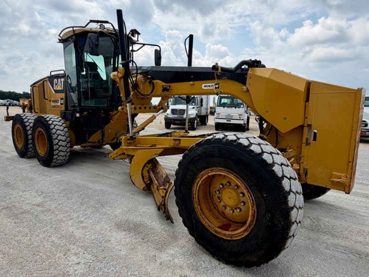 2008-caterpillar-140m-image-3