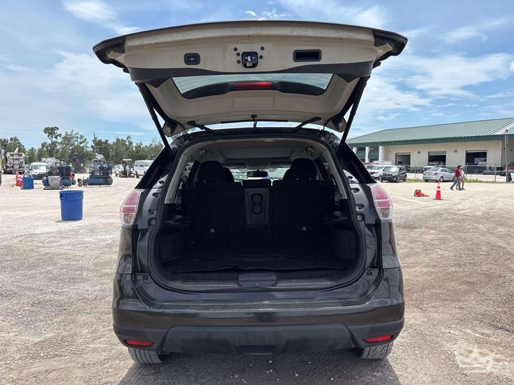 2015-nissan-rogue-image-19