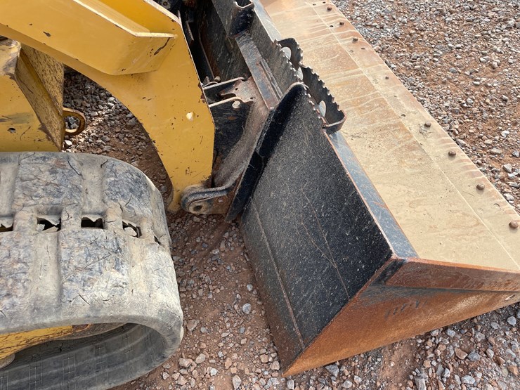 caterpillar-299d2-xhp-image-11