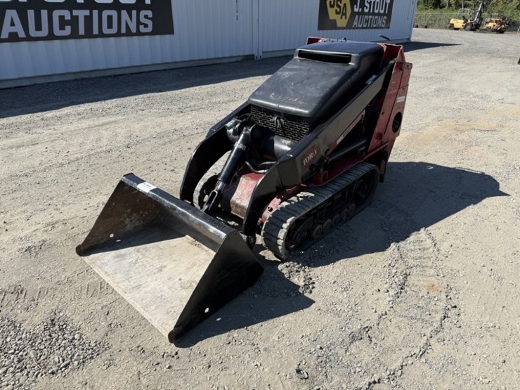 toro-dingo-tx420-image-1
