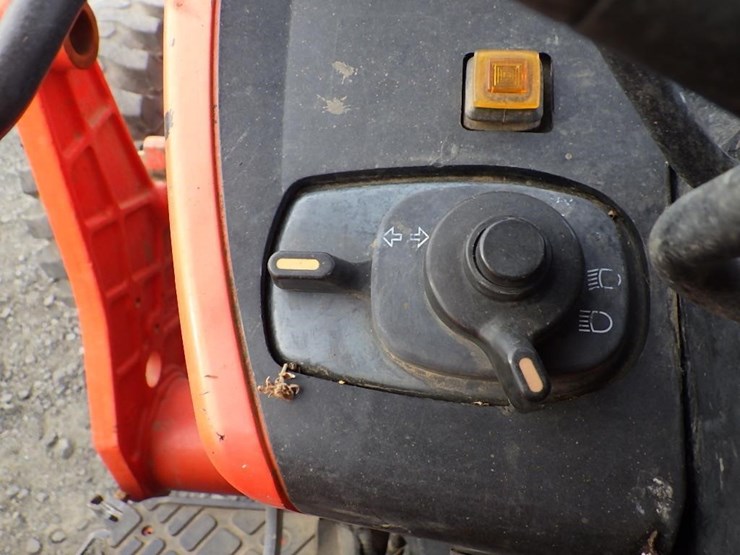 kubota-m9960-image-31