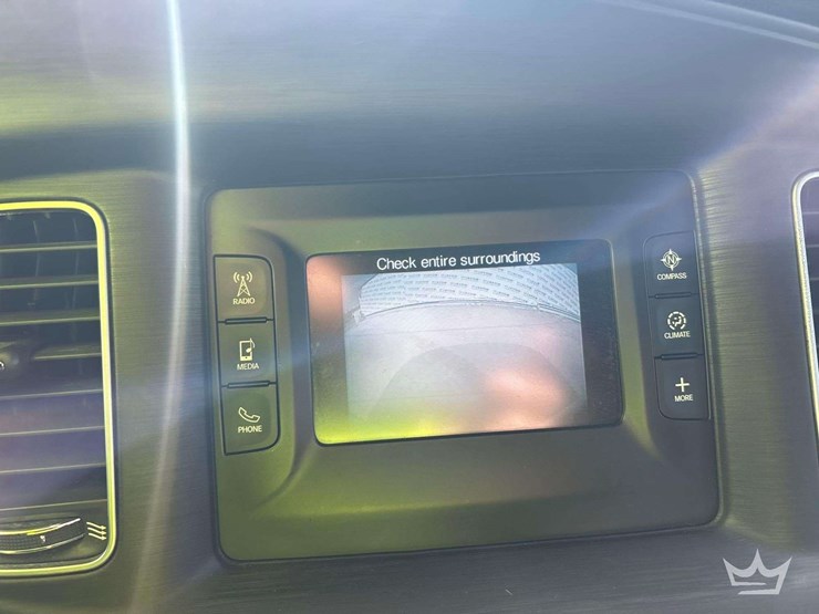 2015-dodge-charger-sedan-image-20