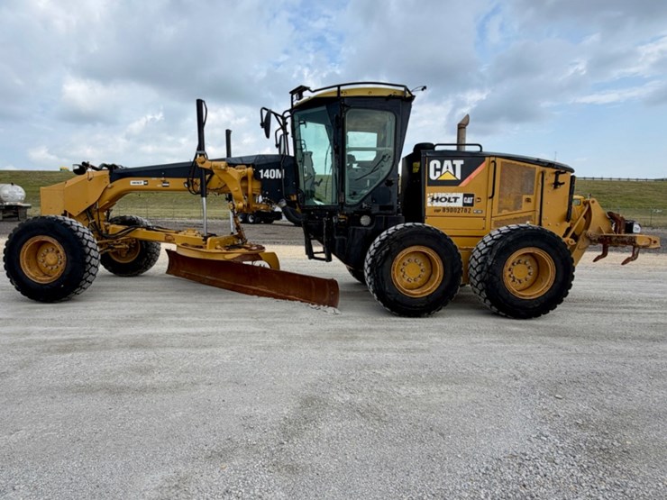 2008-caterpillar-140m-image-8