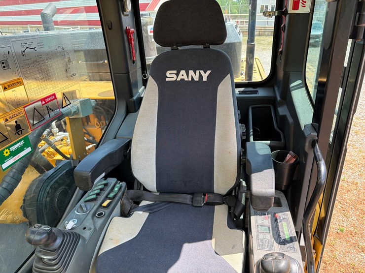 2020-sany-sy265c-image-51