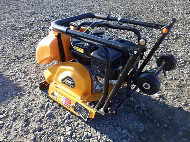 2026-sdlool-90-vibratory-plate-compactor-image-3