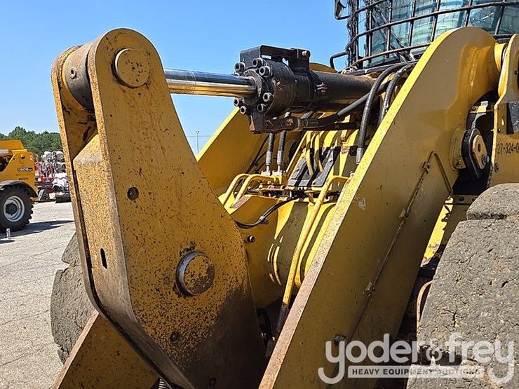 2019-caterpillar-950m-image-16