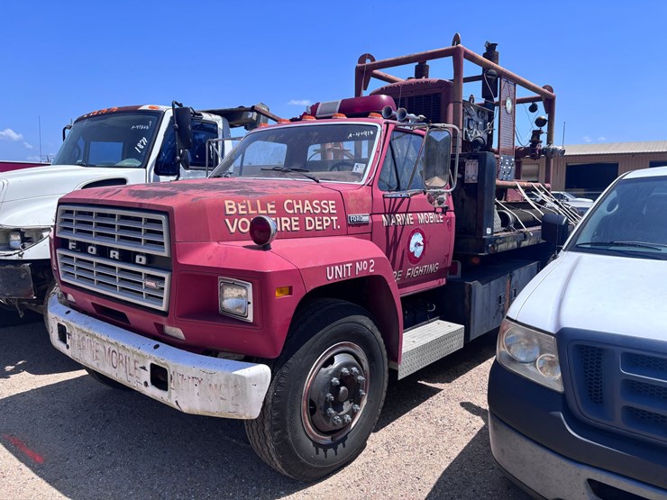 ford-f700-image-6