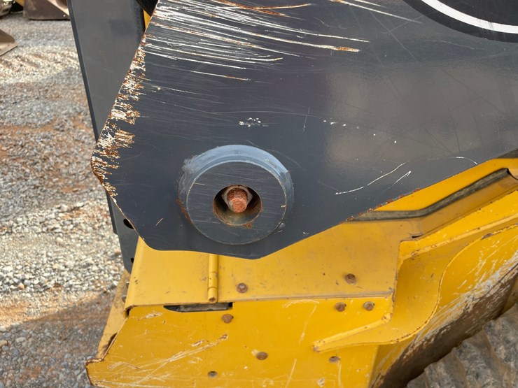 2019-deere-333g-image-26