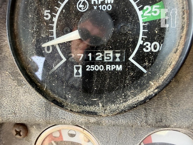 john-deere-4420-image-6