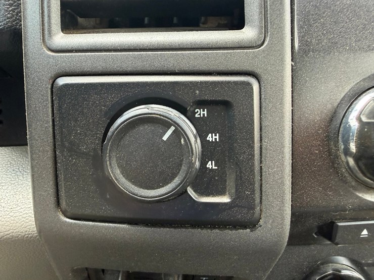 2017-ford-f350-image-74
