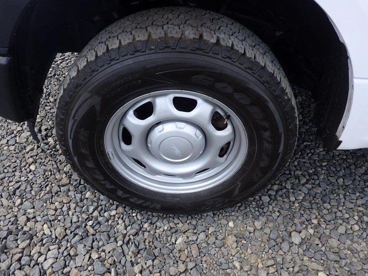2017-ford-f150-image-9