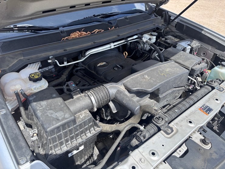 2020-chevrolet-colorado-image-14