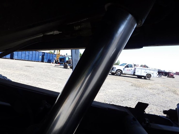 2006-kenworth-t300-image-19