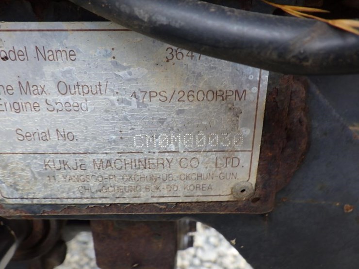 century-3647-tractor-loader-image-34