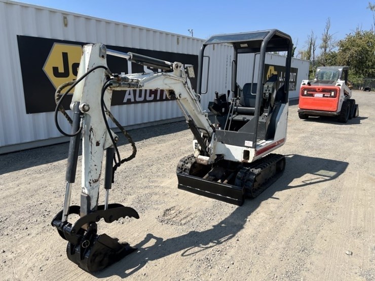 2007-bobcat-323j-image-1