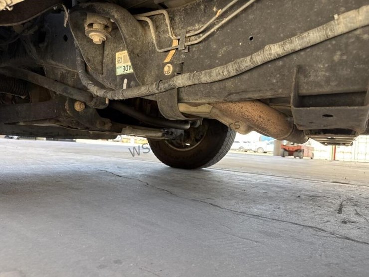 2011-ford-f150-image-24