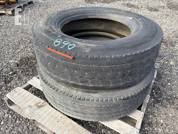 semi-tires-image-1