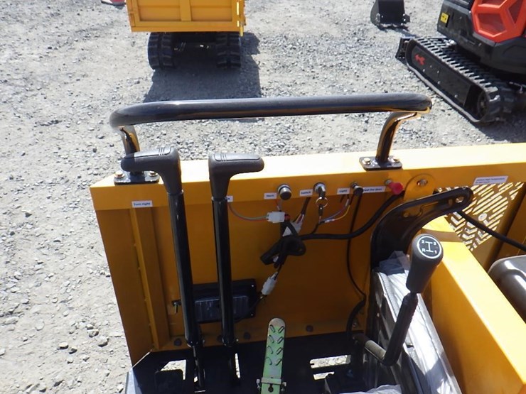 2026-sdlool-j1500-tracked-crawler-dumper-image-11
