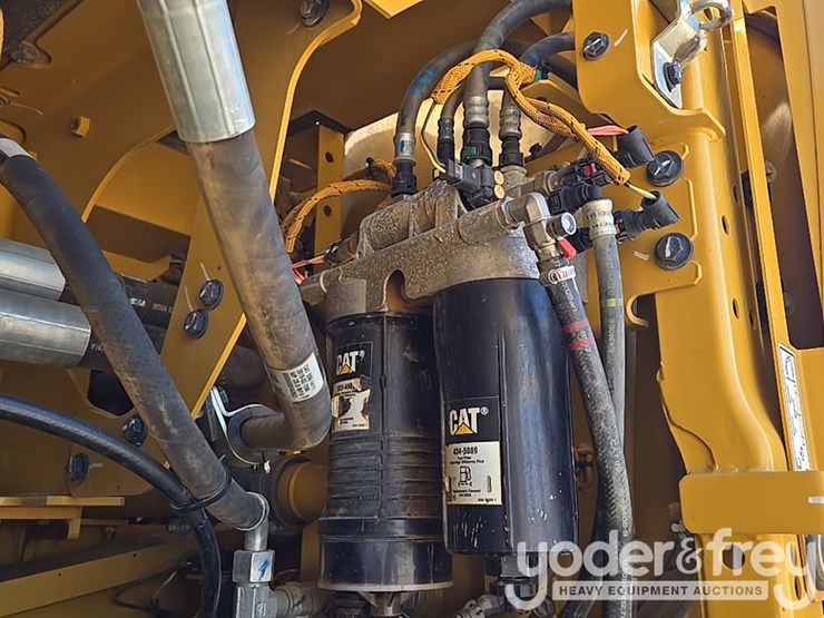 2019-caterpillar-336-image-44