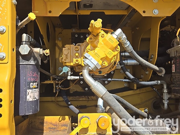 caterpillar-336-image-39