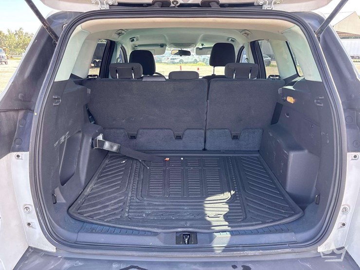 2015-ford-escape-image-22