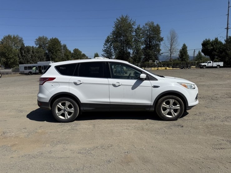 2016-ford-escape-image-3