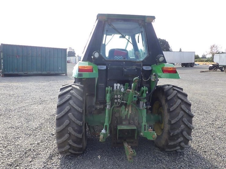 john-deere-6115m-image-4