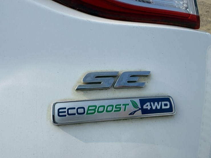 2016-ford-escape-image-13