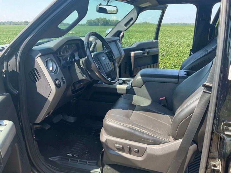 2016-ford-f250-lariat-image-22