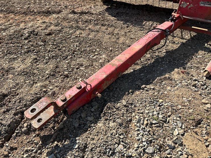 #4074-•-massey-ferguson-hay-baler-image-7