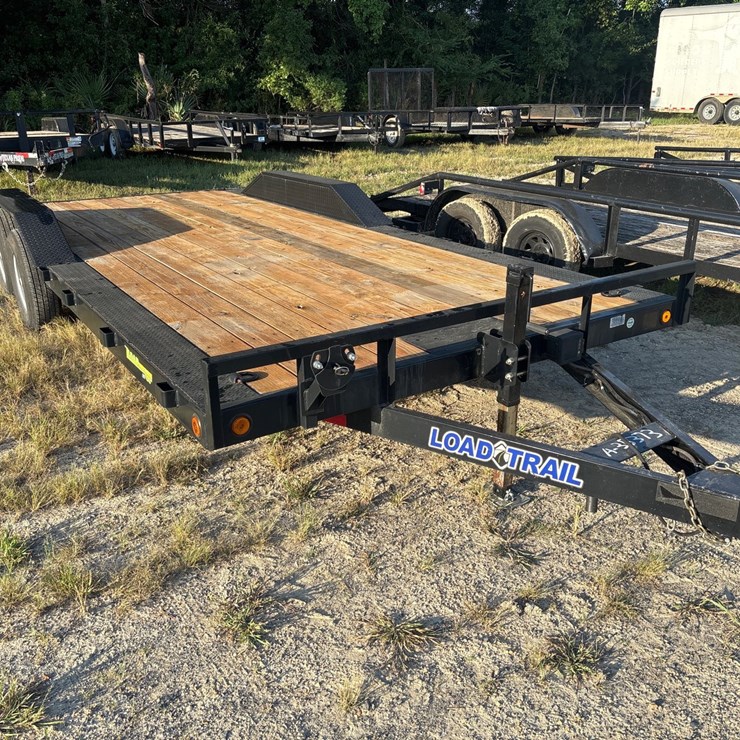 #35373 • 2024 LOADTRAIL 102X20 TRAILER