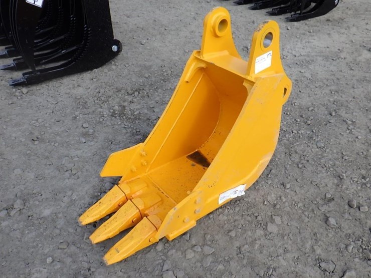 caterpillar-305-image-1