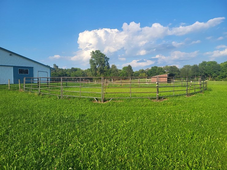 (18)-gate-round-pen-w/walk-through-gate-image-3