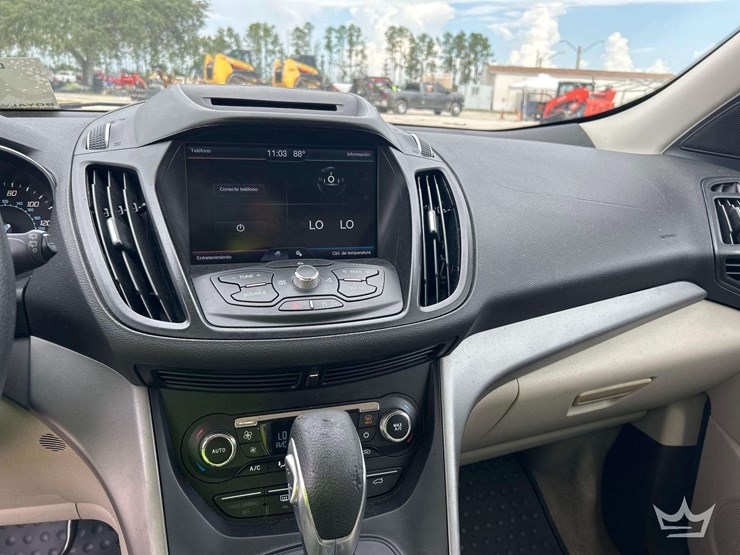 2014-ford-escape-image-18