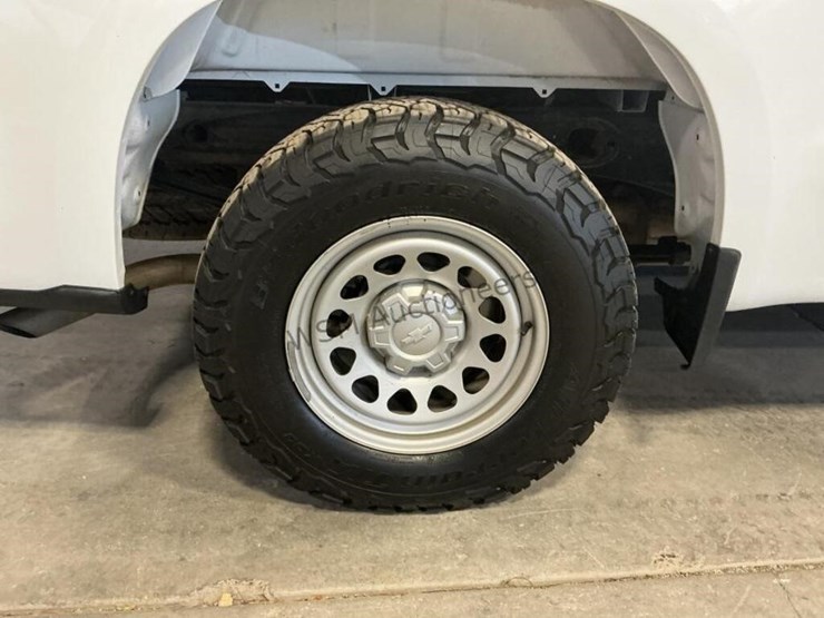 2021-chevrolet-silverado-1500-image-8