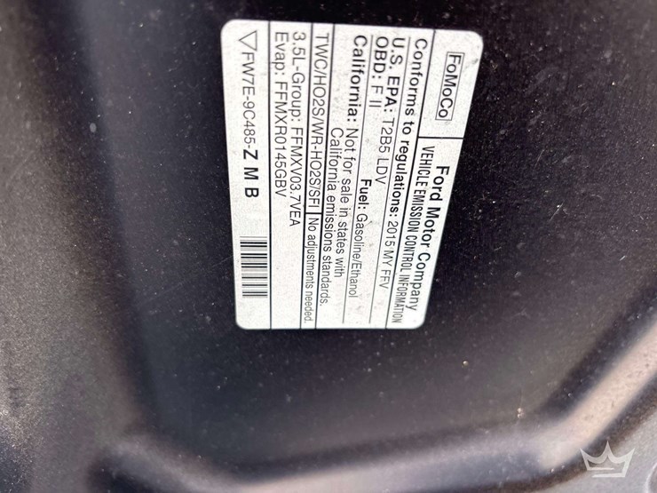 2015-ford-taurus-sedan-image-12