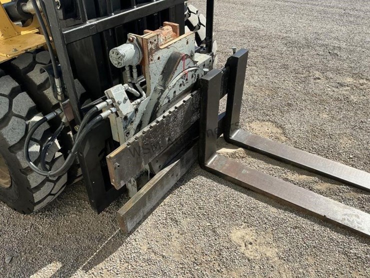 caterpillar-dp40-image-10